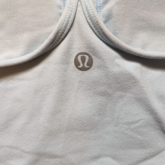 Lululemon Power Y Tank Luon Breezy Blue Size 4 Gym Workout Yoga - Picture 8 of 10
